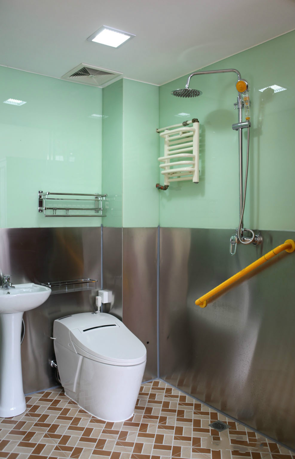 北京市豐臺區(qū)東鐵匠營街道光彩養(yǎng)老照料中心