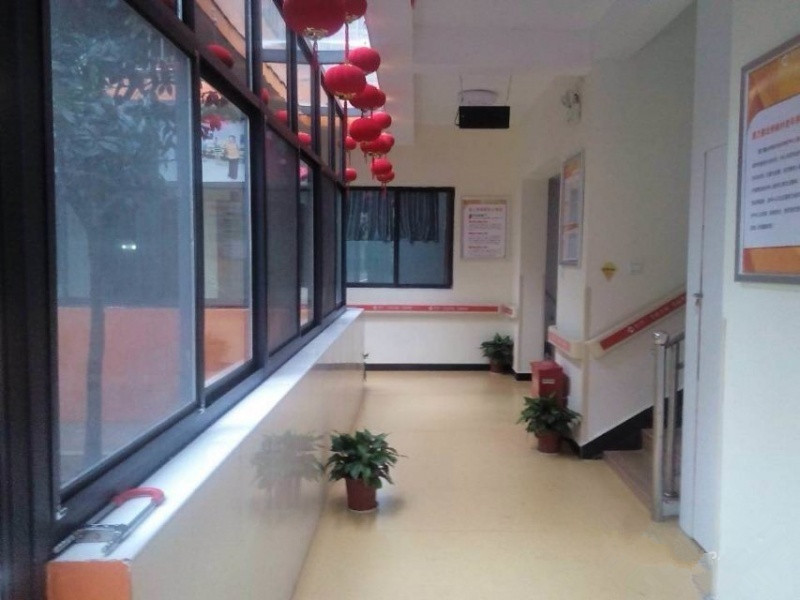 康乃馨老年養(yǎng)護(hù)中心