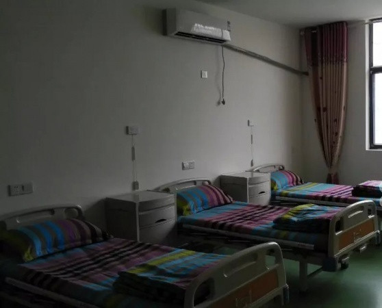 康乃馨白芙塘社區(qū)老年養(yǎng)護中心