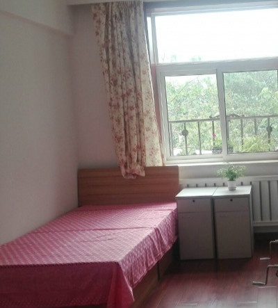 大連市西崗區(qū)勤平星?；▓@養(yǎng)老院