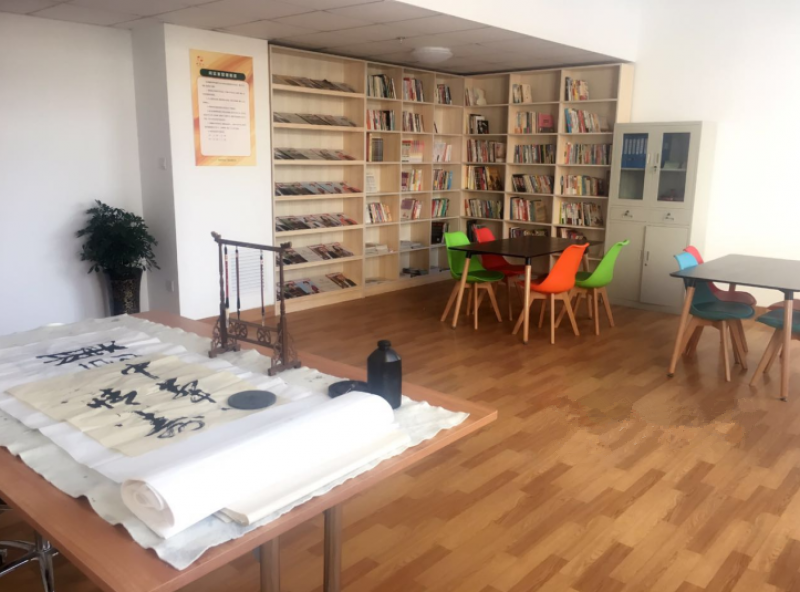 鄂爾多斯中華情社區(qū)居家養(yǎng)老服務(wù)中心