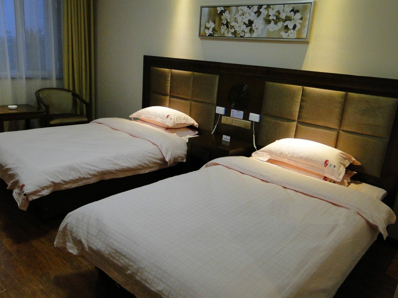 酒泉市鑫隆夕陽(yáng)紅老年公寓