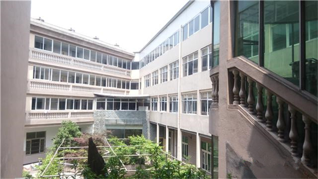 杭州余杭區(qū)華臨山莊老年公寓 杭州余杭區(qū)華臨山莊老年公寓