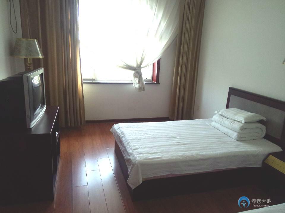 大連金州新區(qū)臥龍國際養(yǎng)老中心