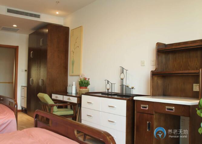 北京市朝陽區(qū)彩虹村莊養(yǎng)老院