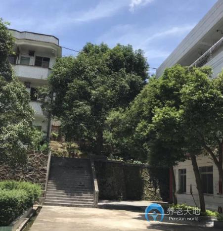 清遠(yuǎn)市清新區(qū)愛(ài)心家園養(yǎng)老院