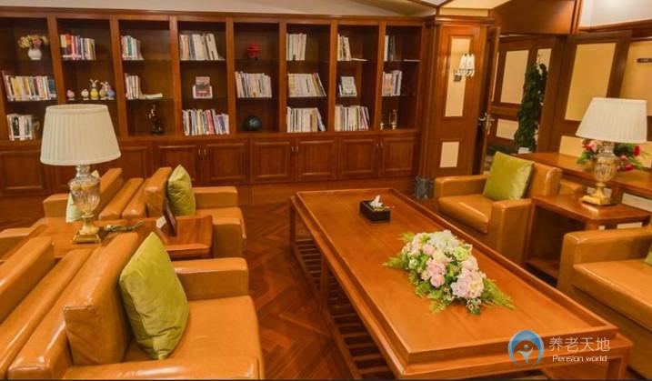 青島親和源老年公寓（云街）