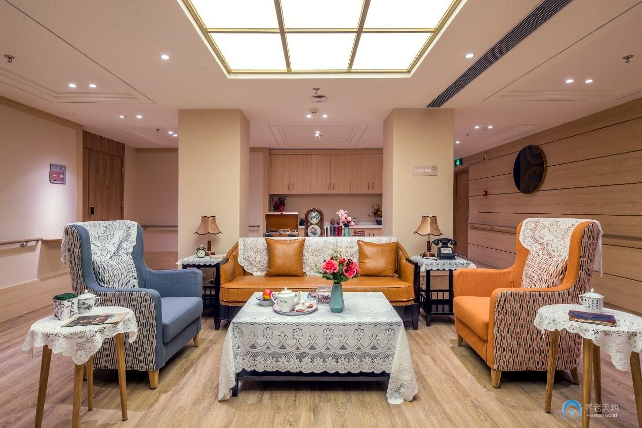 龍湖椿山萬(wàn)樹(shù)重慶新壹城頤年公寓 龍湖椿山萬(wàn)樹(shù)重慶新壹城頤年公寓