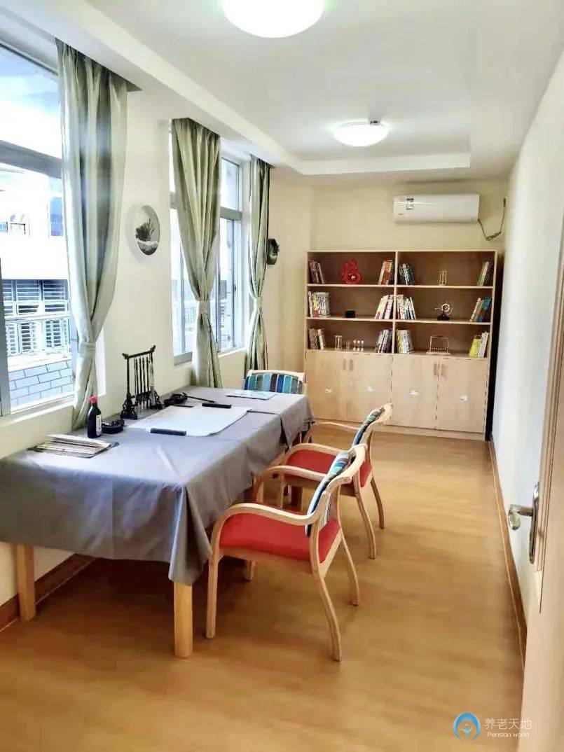 廣州越秀區(qū)六榕街綜合養(yǎng)老服務中心