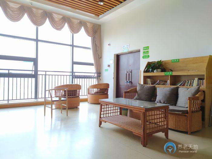 春暉路街道養(yǎng)老服務中心