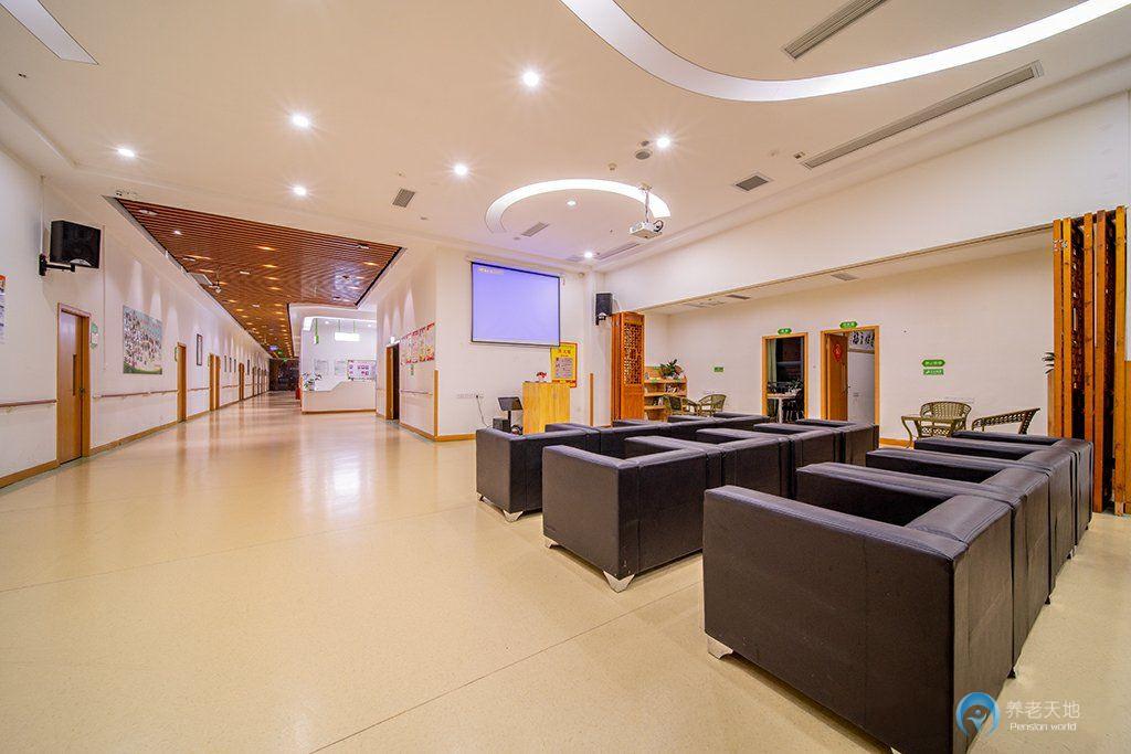 春暉路街道養(yǎng)老服務中心