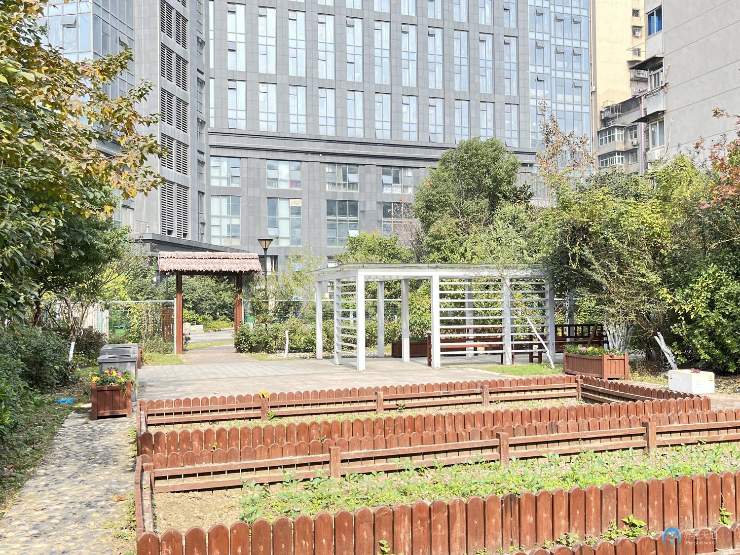 遠(yuǎn)洋.椿萱茂（武漢高雄路）老年公寓