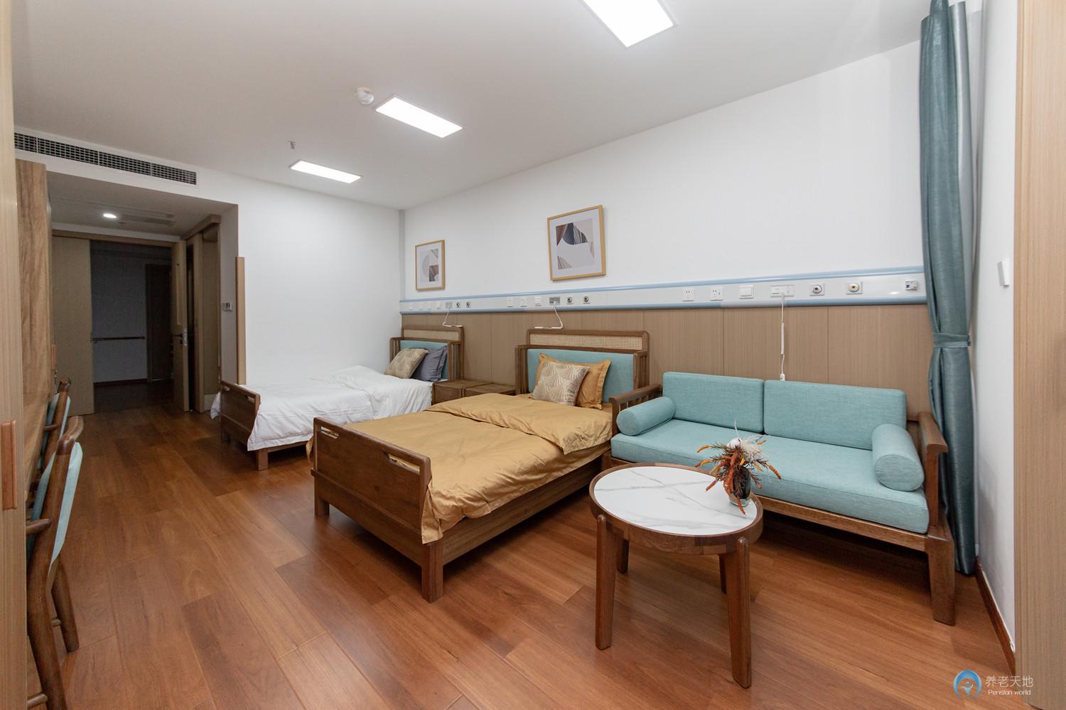 成都長江紫東康養(yǎng)服務(wù)中心