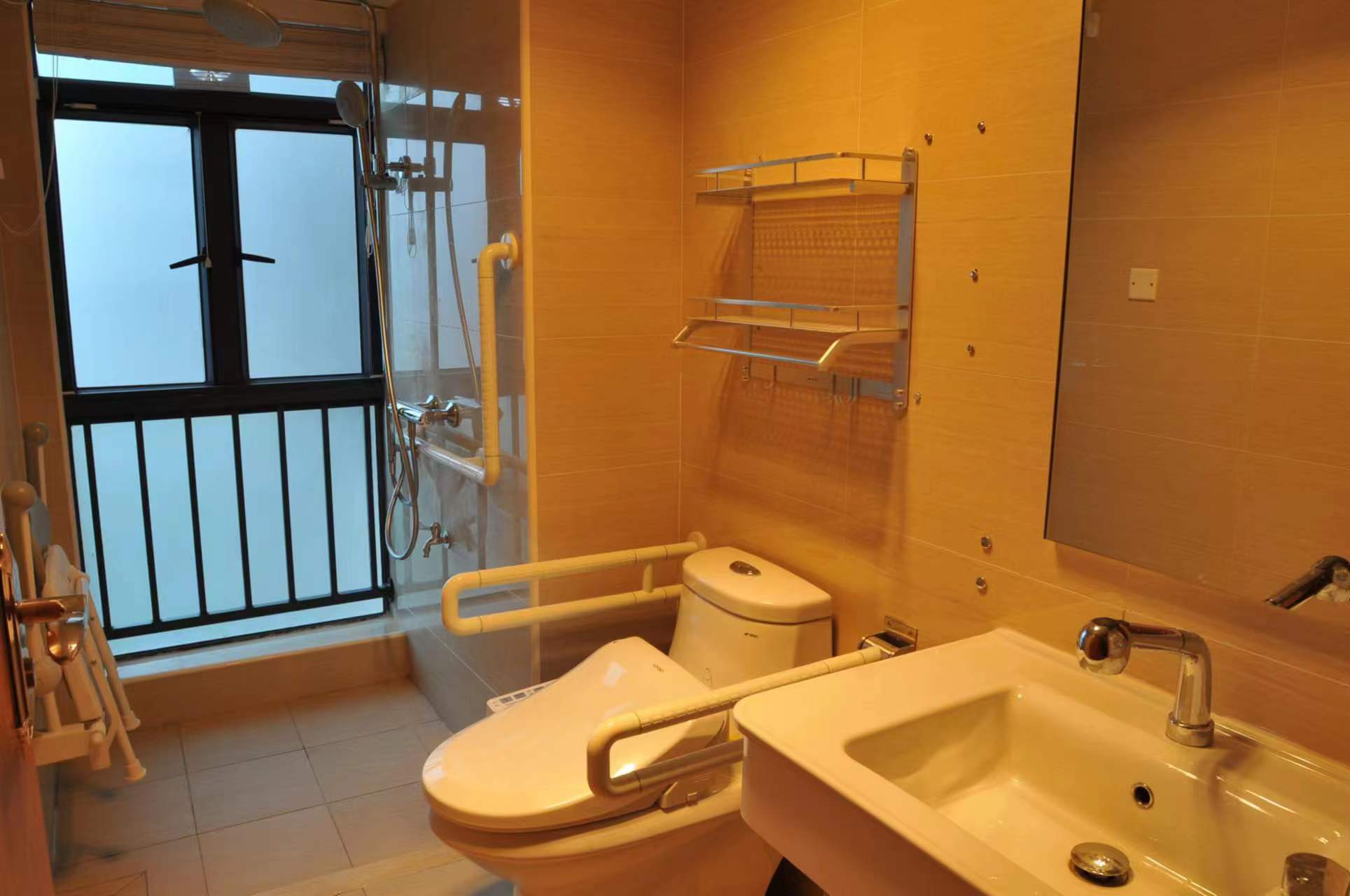 長(zhǎng)者頤養(yǎng)照護(hù)中心康馨之家