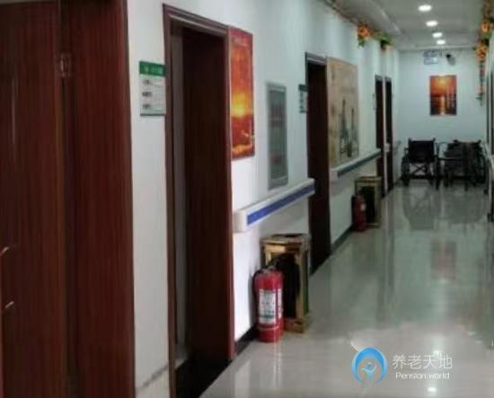 濮陽(yáng)瑞福祥養(yǎng)老院