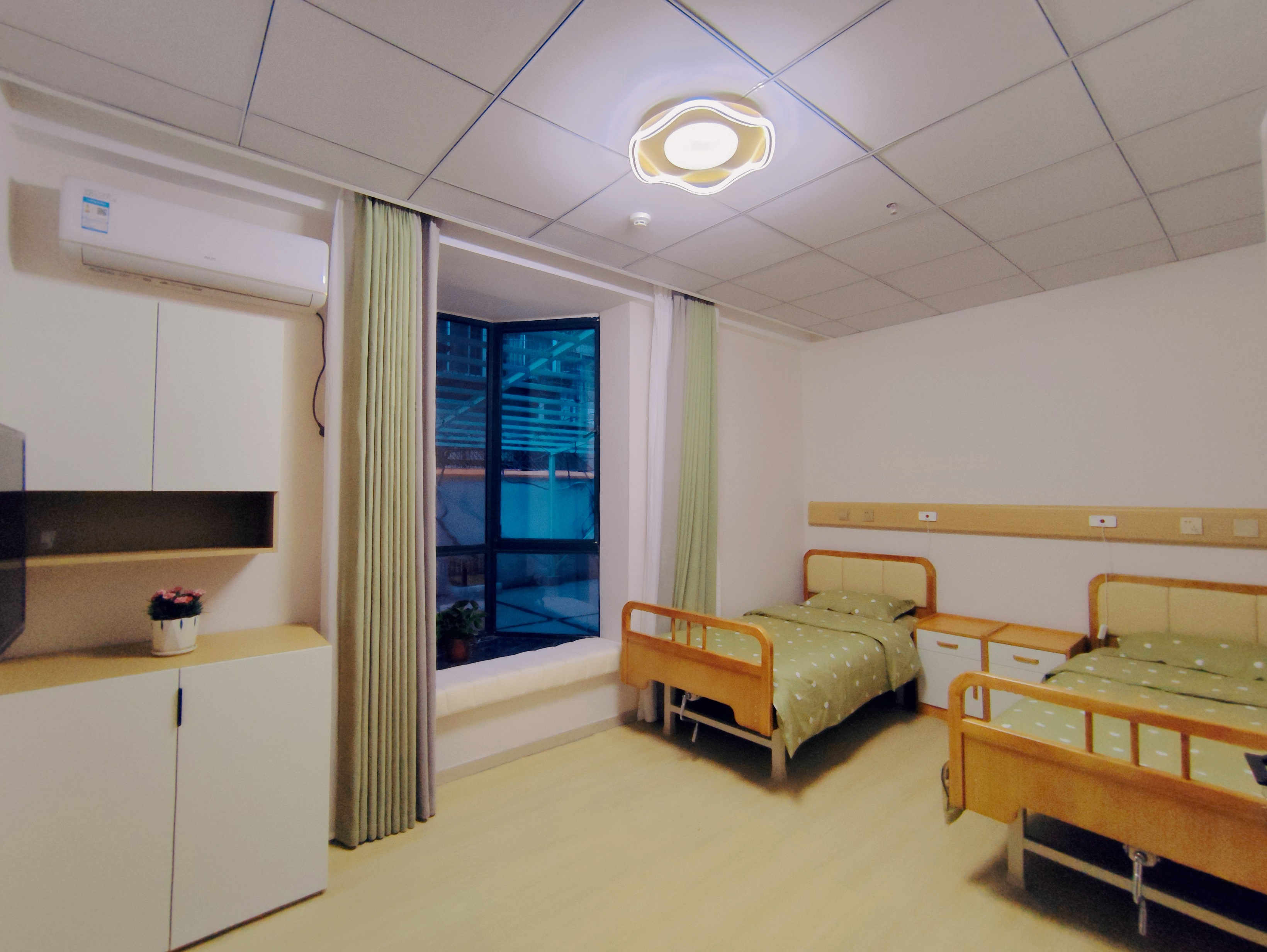 沐晨頤養(yǎng)中心 沐晨頤養(yǎng)中心