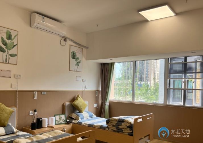 成都龍泉驛區(qū)中京愛儂養(yǎng)老服務(wù)中心