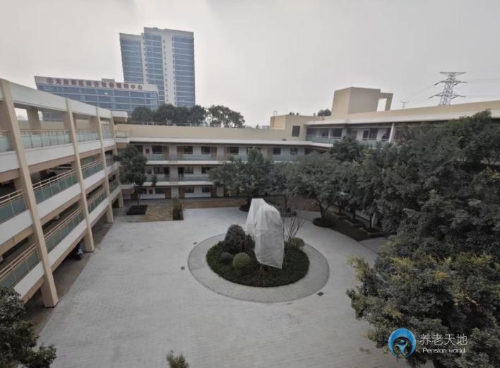 成都中京愛(ài)儂頤養(yǎng)護(hù)理中心