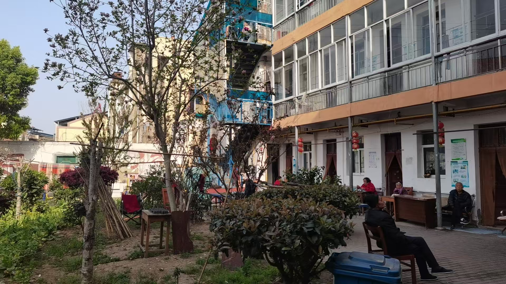 武漢市蔡甸區(qū)張灣社區(qū)養(yǎng)老院