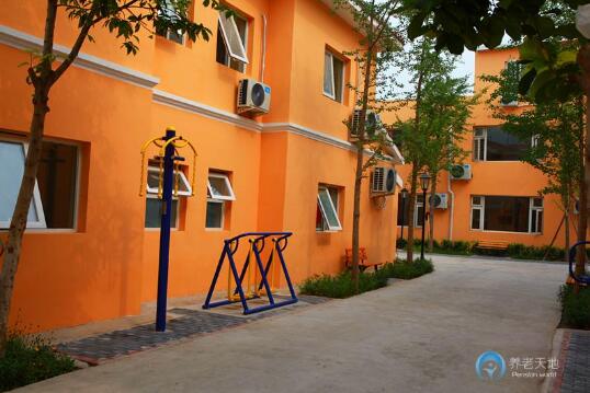 1531118463096016385.jpg 5.jpg