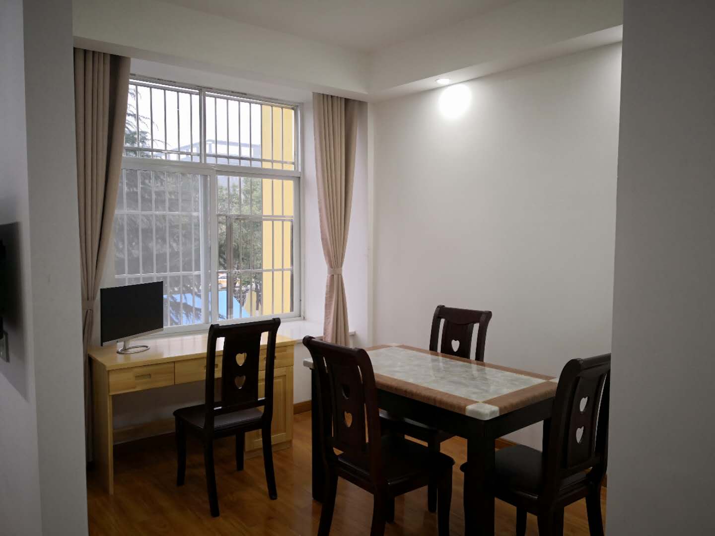 1572255668146089245.jpg 1572255668146089245.jpg