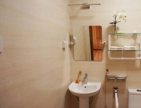 1582603315152038826.png QQ截圖20200225115258.png