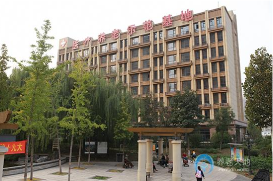 1582879135386087015.png 2.png