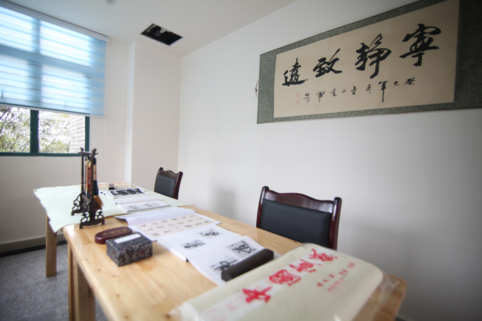 1682649541444016069.jpg 1682649541444016069.jpg