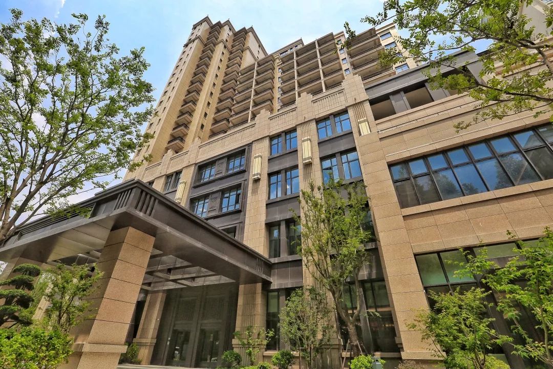 1696987589497054345.jpg 1696987589497054345.jpg