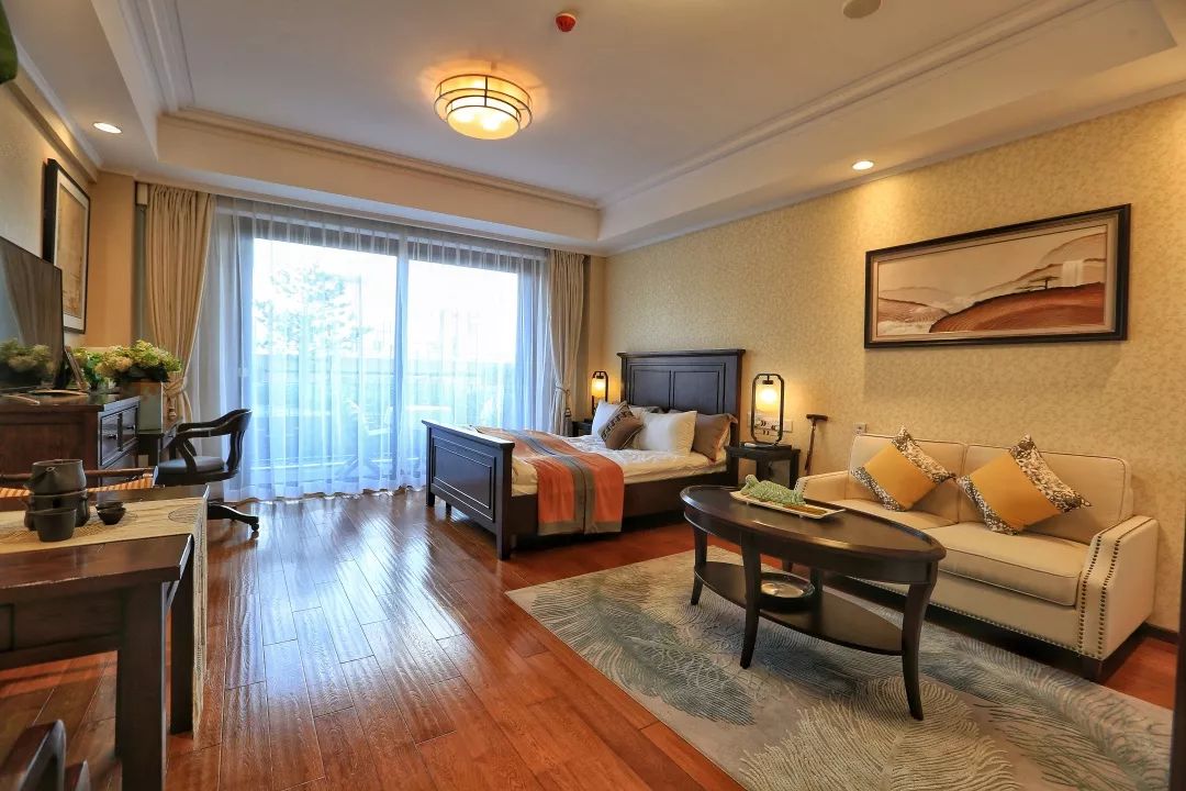 1696987611831041101.jpg 1696987611831041101.jpg